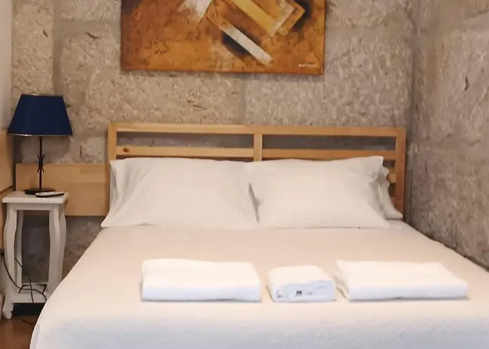 Donna Nega Quarto em Acomodações Particulares Caminha