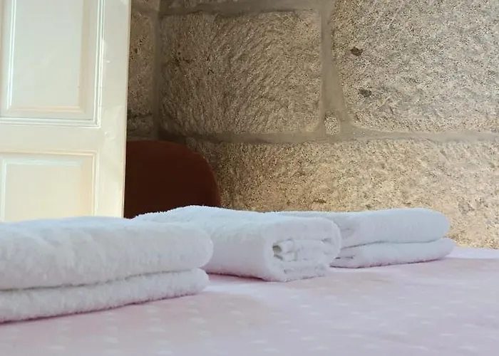 Donna Nega Quarto em Acomodações Particulares