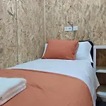 Δωμάτια σε οικογενειακή κατοικία Donna Nega