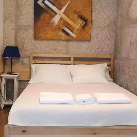 Donna Nega Quarto em Acomodações Particulares Caminha