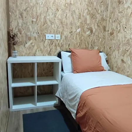 Donna Nega Local Caminha